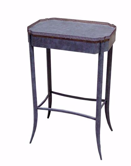 Picture of CUMBERLAND END TABLE