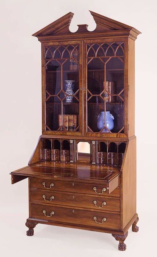 Picture of CHIPPENDALE STYLE MAHOGANY BUREAU BOOKCASE